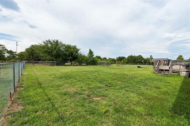 2186 County Road 1232 Road, Tuttle, OK 73089