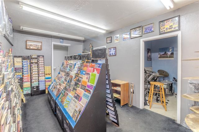 1000 E Pittsburgh Mckeesport Blvd, N Versailles, PA 15137