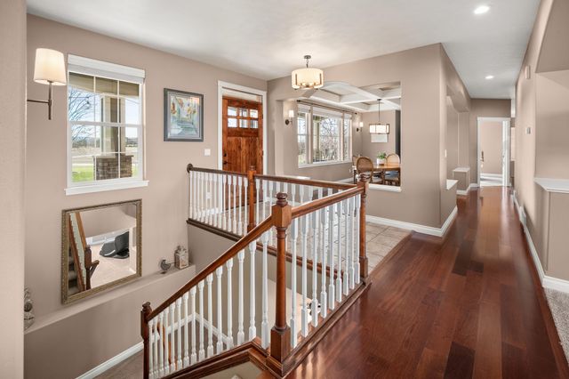 10311 E Peone Landing Ln, Mead, WA 99021