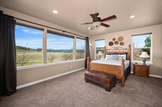 10311 E Peone Landing Ln, Mead, WA 99021