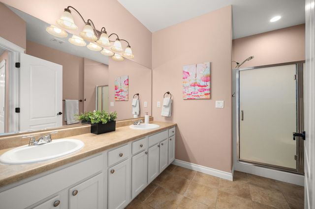 10311 E Peone Landing Ln, Mead, WA 99021