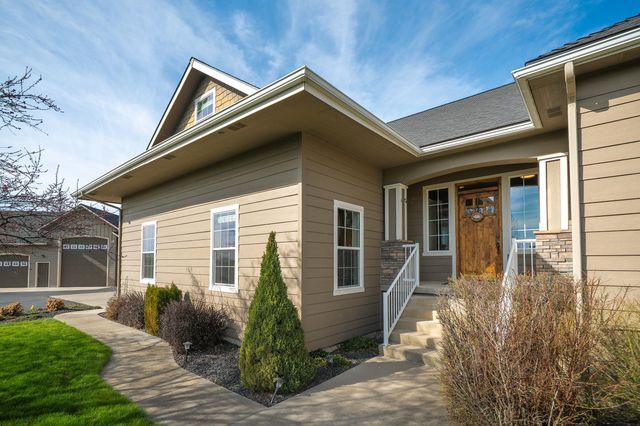 10311 E Peone Landing Ln, Mead, WA 99021