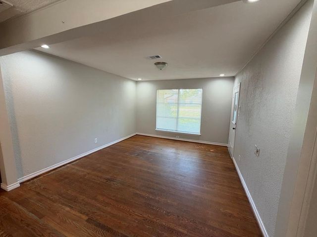 2226 Silverbonnet Street, Houston, TX 77055