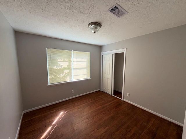 2226 Silverbonnet Street, Houston, TX 77055