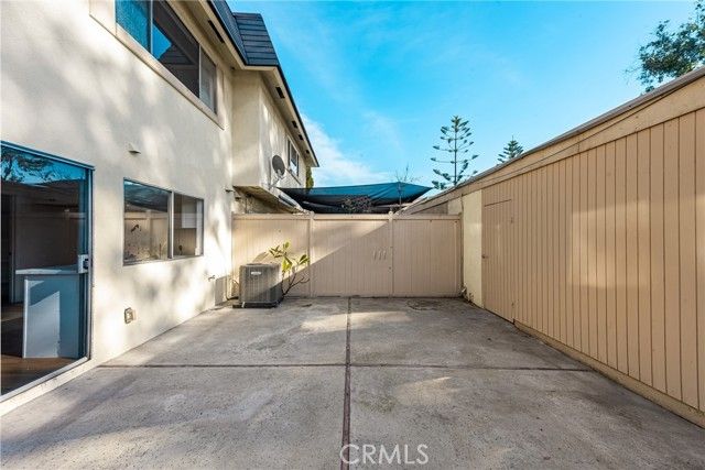 9841 Via Sonoma, Cypress, CA 90630