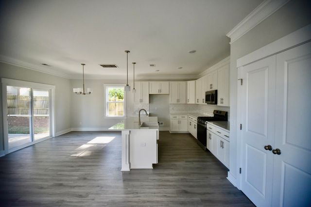 4124 O'Hear Avenue, North Charleston, SC 29405