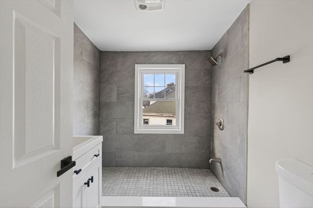 946 North Main St 2SW, Brockton, MA 02301