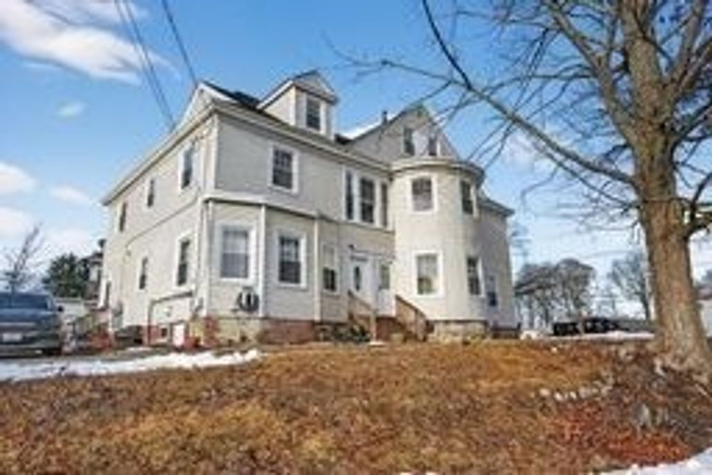 946 North Main St 2SW, Brockton, MA 02301