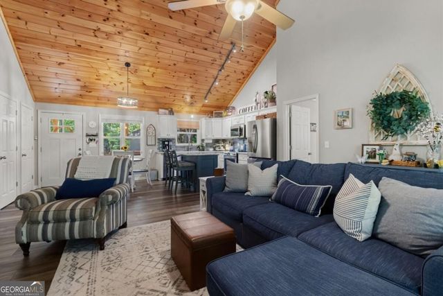20 Foxhound Court, Ellijay, GA 30540