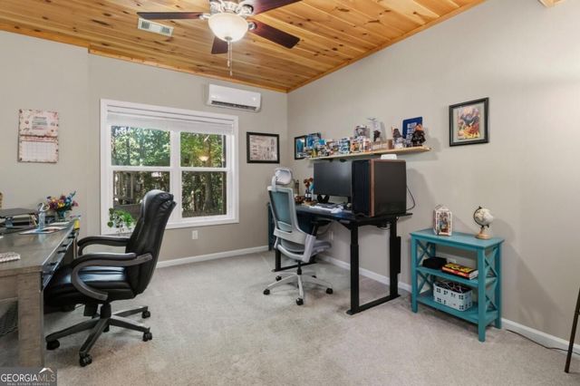 20 Foxhound Court, Ellijay, GA 30540
