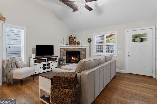 20 Foxhound Court, Ellijay, GA 30540