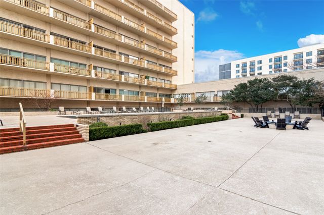 6211 W Northwest Highway 900, Dallas, TX 75225