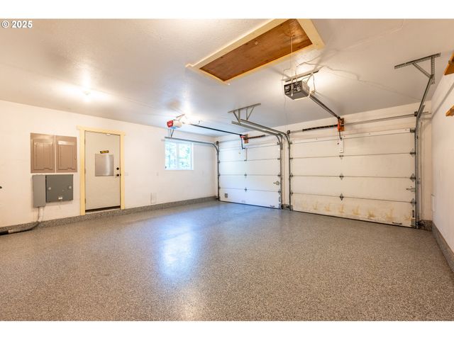 724 OSTRANDER Rd, Kelso, WA 98626