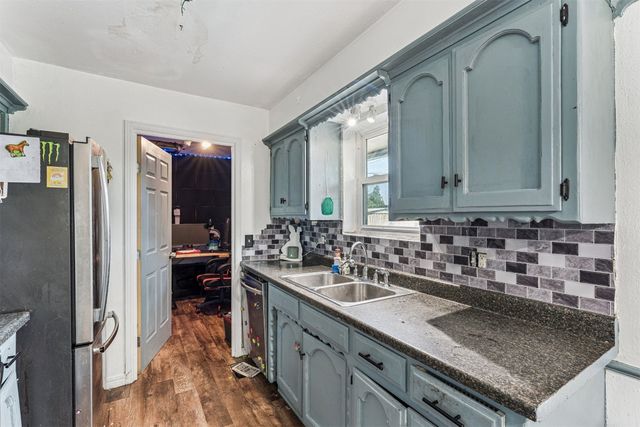 3432 N Glenvalley Drive, Midwest City, OK 73110