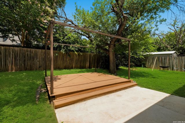 333 SUNROSE LN, Cibolo, TX 78108