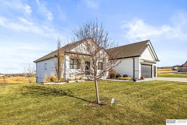 21754 I Street, Elkhorn, NE 68022