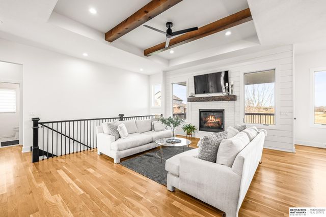 21754 I Street, Elkhorn, NE 68022