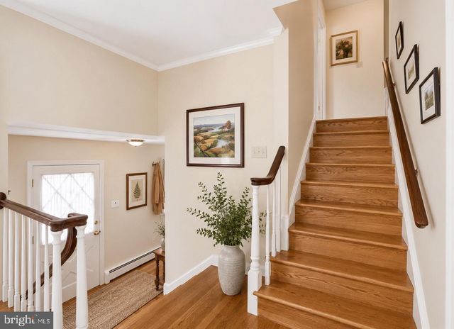 12012 CANTER LN, Reston, VA 20191