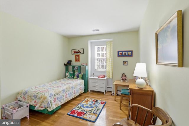 12012 CANTER LN, Reston, VA 20191