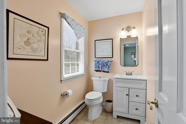 12012 CANTER LN, Reston, VA 20191