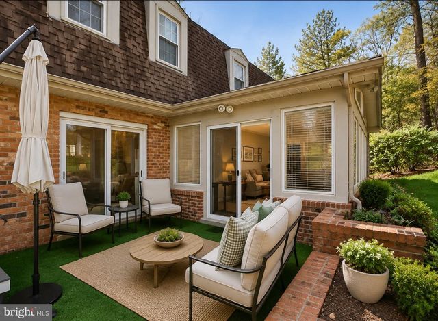 12012 CANTER LN, Reston, VA 20191