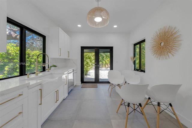 5981 NE 6th Ave, Miami, FL 33137