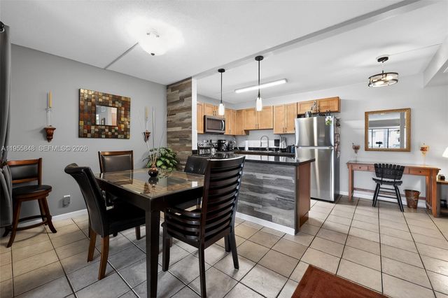 1013 Green Pine Blvd D1, West Palm Beach, FL 33409