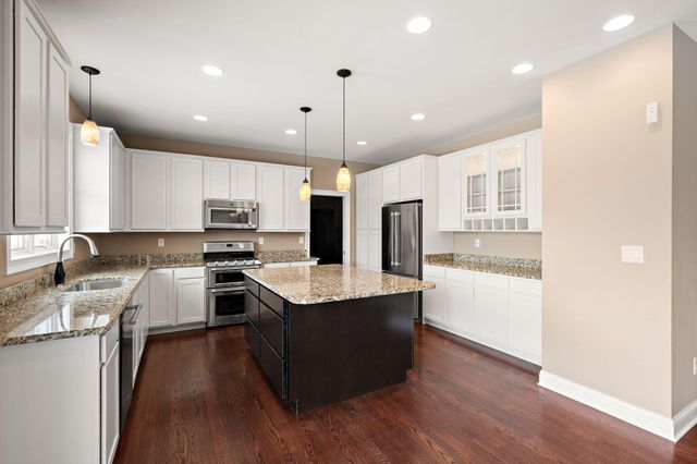 10057 New Devon Street, Munster, IN 46321