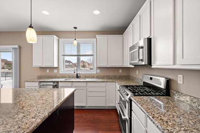 10057 New Devon Street, Munster, IN 46321