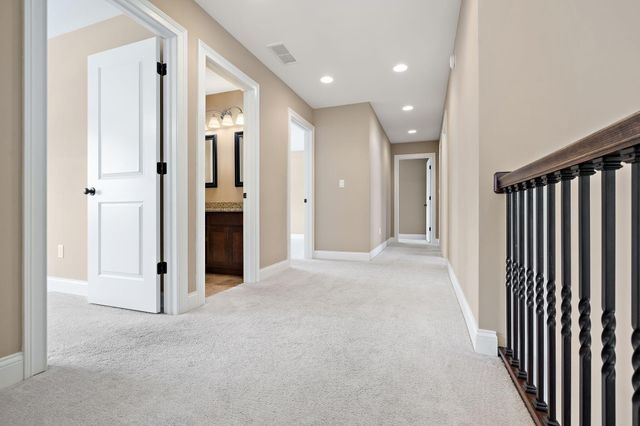 10057 New Devon Street, Munster, IN 46321