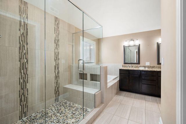 10057 New Devon Street, Munster, IN 46321