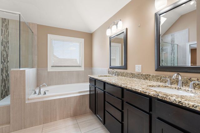 10057 New Devon Street, Munster, IN 46321