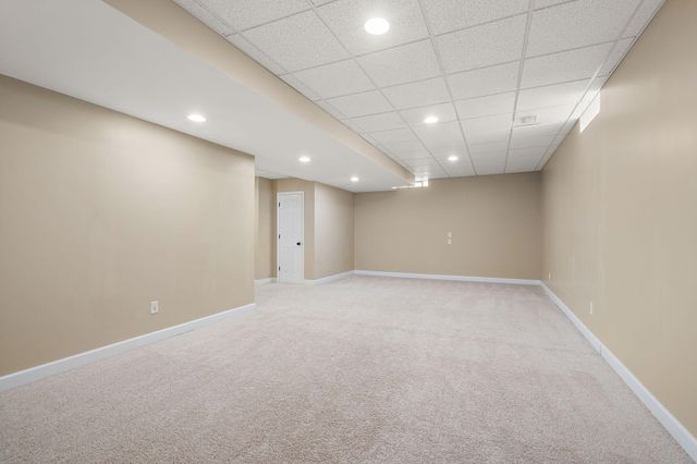 10057 New Devon Street, Munster, IN 46321