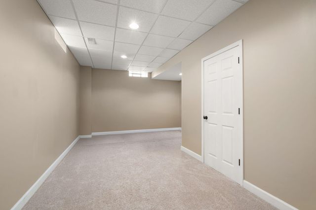 10057 New Devon Street, Munster, IN 46321