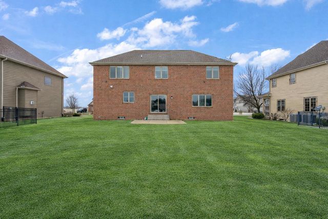 10057 New Devon Street, Munster, IN 46321