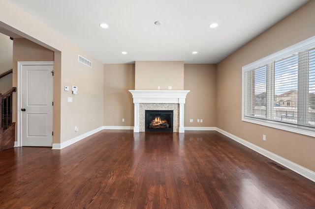 10057 New Devon Street, Munster, IN 46321