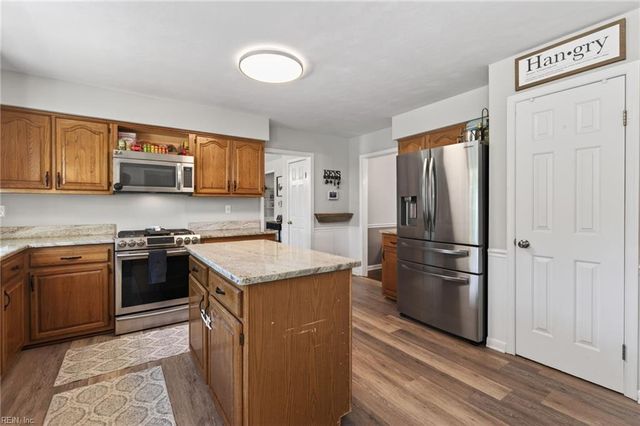 1520 Picasso CT, Virginia Beach, VA 23456
