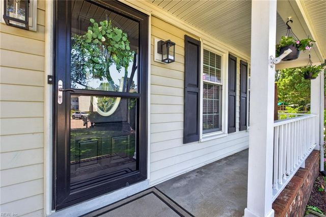 1520 Picasso CT, Virginia Beach, VA 23456