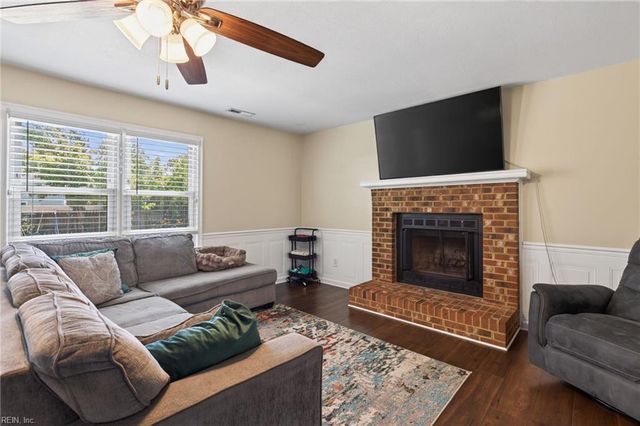 1520 Picasso CT, Virginia Beach, VA 23456
