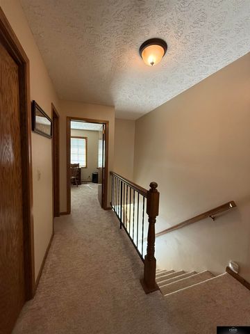 2904 Londonshire Court, Lincoln, NE 68516