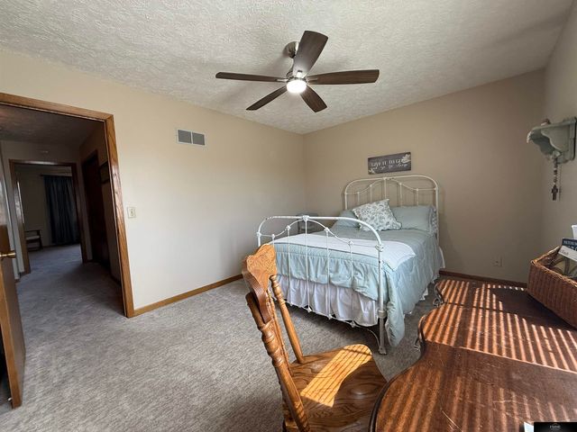 2904 Londonshire Court, Lincoln, NE 68516