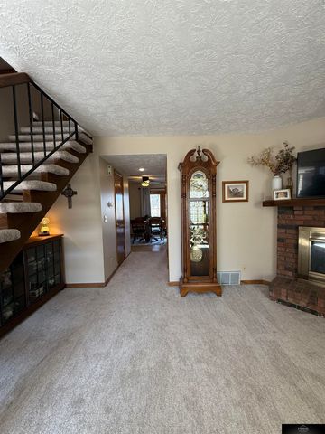 2904 Londonshire Court, Lincoln, NE 68516