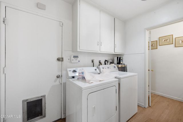 6727 Shoup Avenue, West Hills, CA 91307