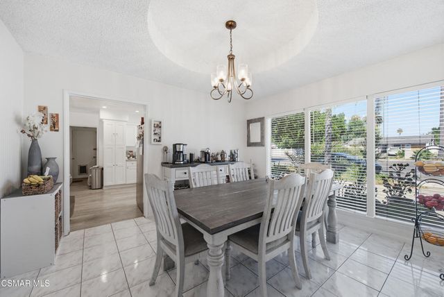 6727 Shoup Avenue, West Hills, CA 91307