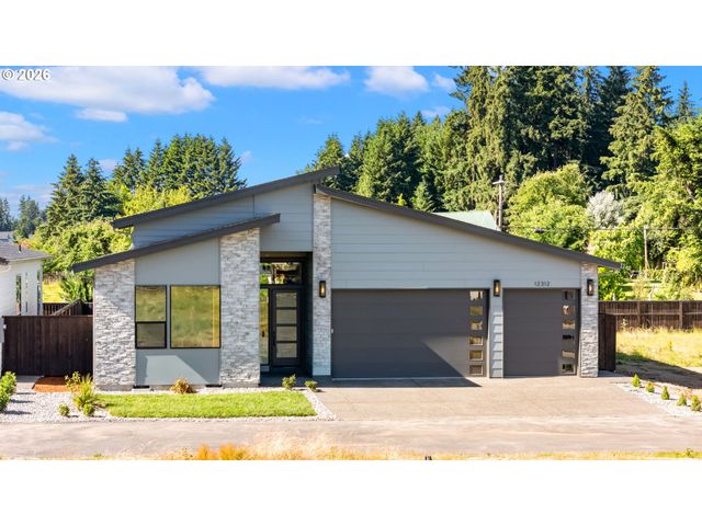12312 Ne 66TH Ct, Vancouver, WA 98686