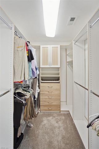 28 Sandie Point LN, Portsmouth, VA 23701