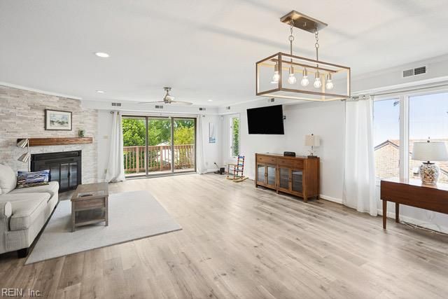 28 Sandie Point LN, Portsmouth, VA 23701