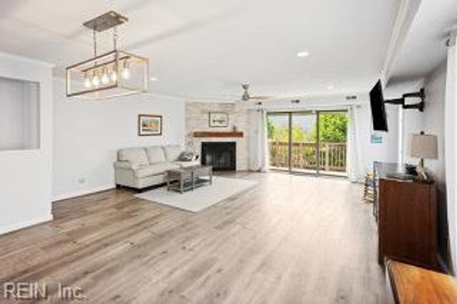 28 Sandie Point LN, Portsmouth, VA 23701