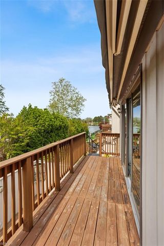 28 Sandie Point LN, Portsmouth, VA 23701