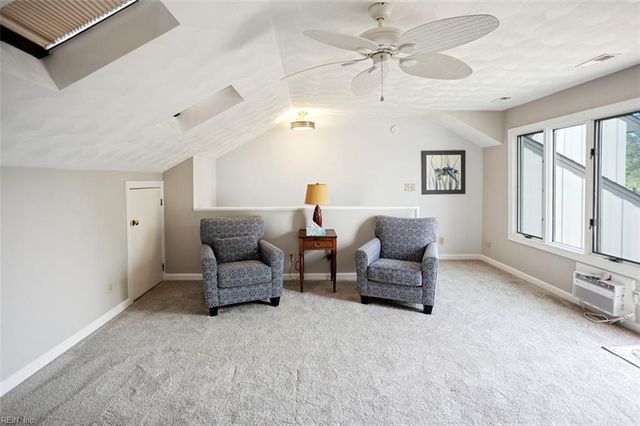 28 Sandie Point LN, Portsmouth, VA 23701